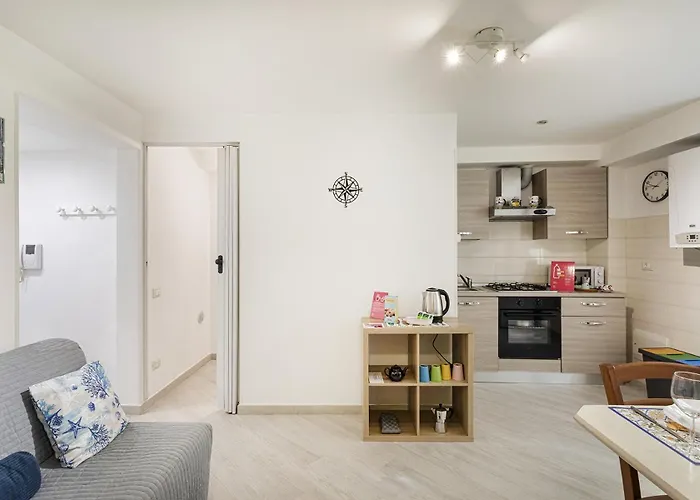 아파트 Comfy Near The Harbor By Wonderful Italy 제노바
